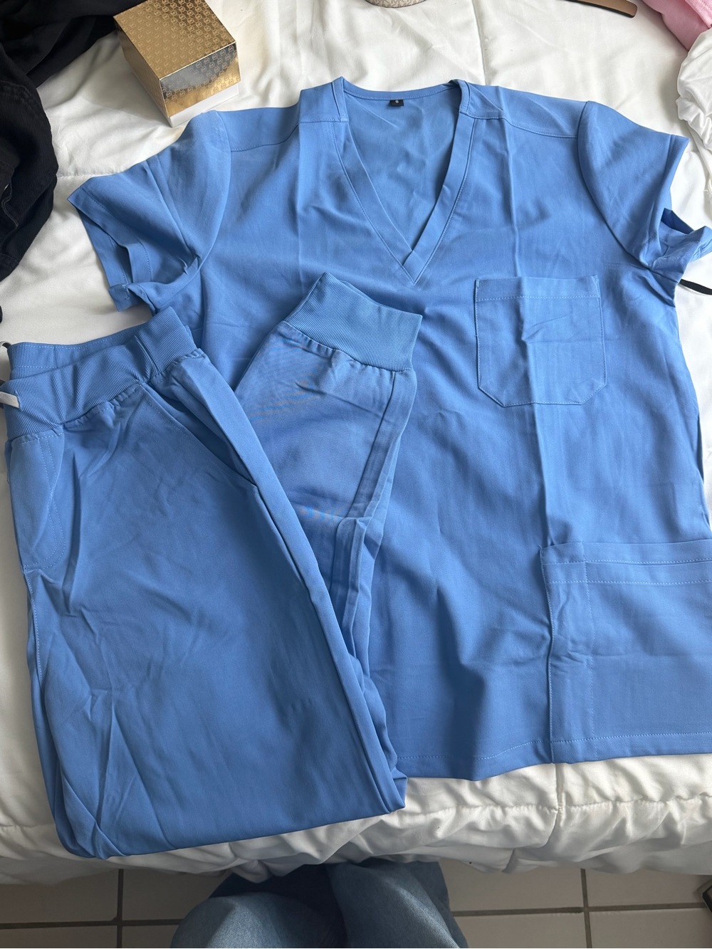 Amazon Light Blue Women's Scrub Top and Jogger Pants Set